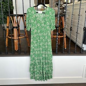Worn once Ba&sh long dress ! Pretty green with black/crème